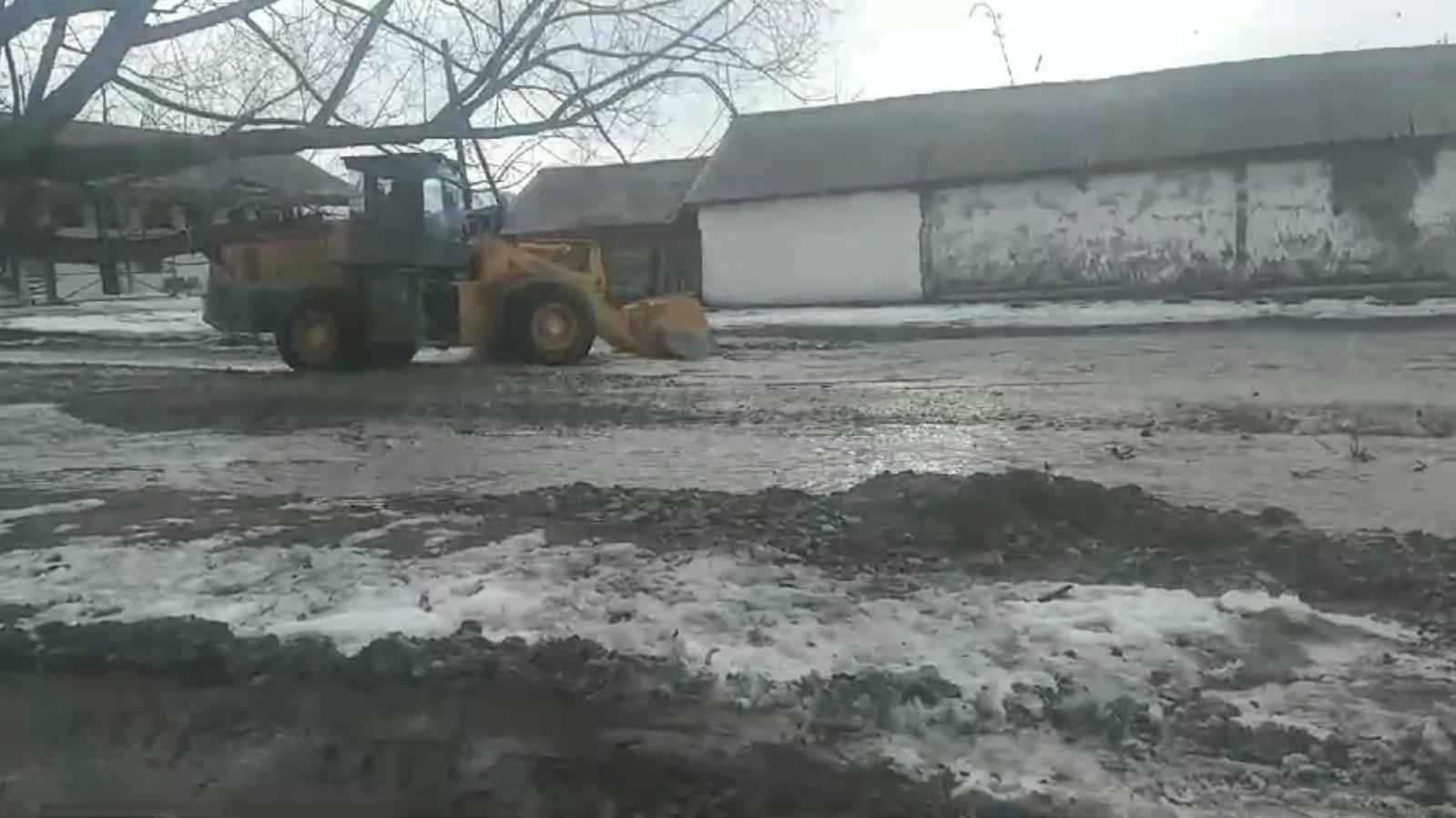 В районе Улкен Нарын талые воды подтопили придворовые территории частных  домов (видео) » Новости Усть-Каменогорска и ВКО свежие на сегодня |  ALTAINEWS