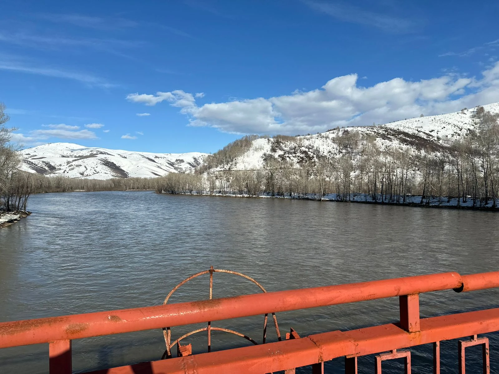 Бухтарминское водохранилище — Нарымский хребет | Видео с дрона - Футажи | Sponsr